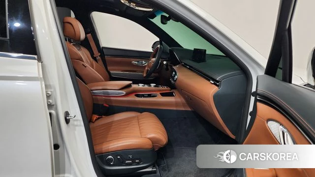 Genesis GV70 2022 Белый из Кореи, фото 2