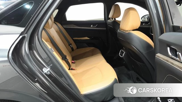 Kia K5 3rd generation 2022 Серый из Кореи, фото 2