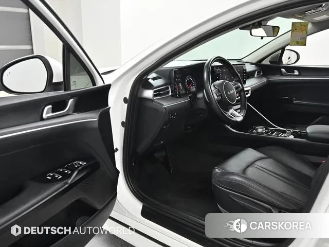 Kia K5 3rd generation 2022 Белый из Кореи, фото 2