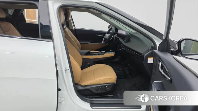 Kia EV6 2022 Белый из Кореи, фото 2