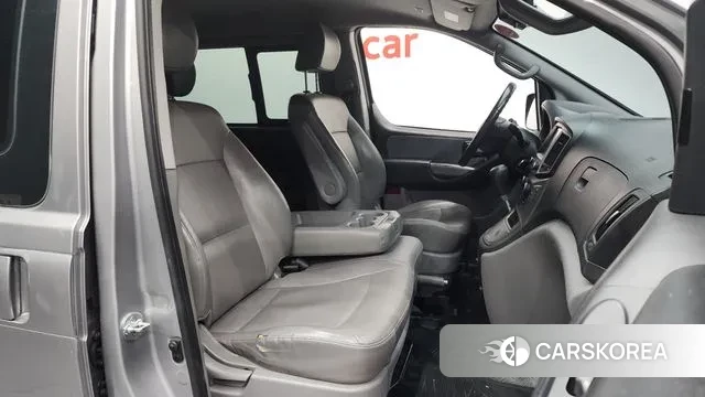 Hyundai The New Grand Starex 2018 Серебристо-серый из Кореи, фото 2