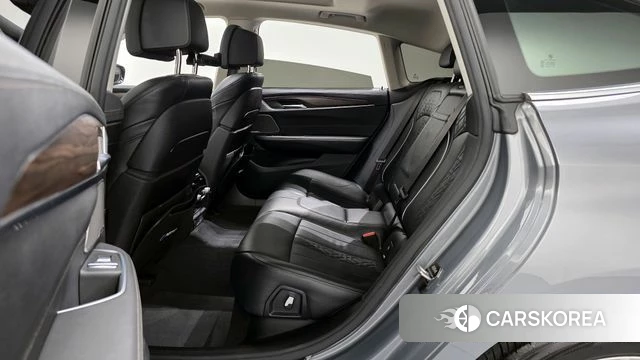 BMW 6 Series GT (G32) 2023 Серый из Кореи, фото 2