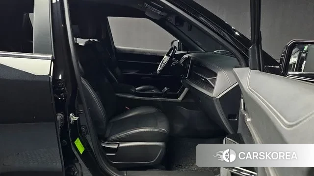 Ssangyong Torres 2022 Черный из Кореи, фото 2