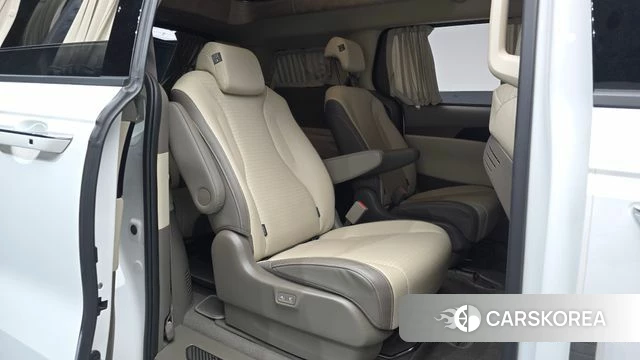 Kia Carnival 4th generation 2023 Белый из Кореи, фото 2