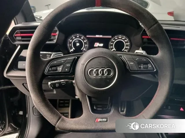 Audi RS3 (8Y) 2024 Черный из Кореи, фото 2