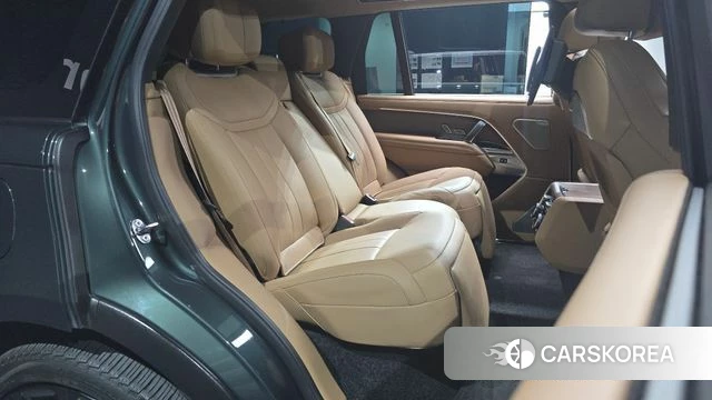 Land Rover Range Rover 5th Generation 2024 Темно-зеленый из Кореи, фото 2