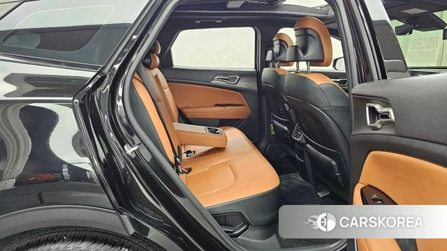 Kia Sportage 5th Generation Hybrid 2022 Черный из Кореи, фото 2