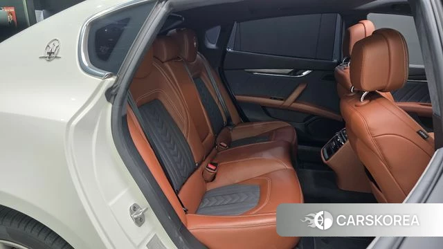Maserati Quattroporte 2018 Белый из Кореи, фото 2