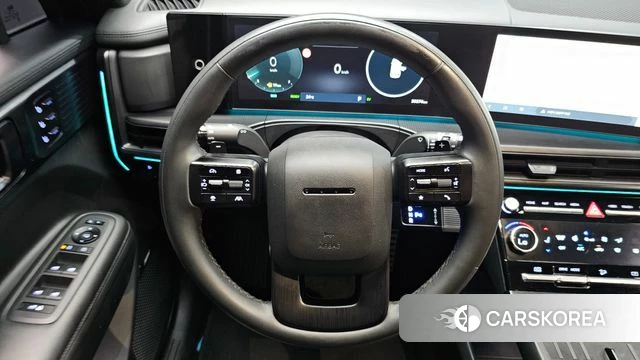 Hyundai Santa Fe (MX5) 2024 Черный из Кореи, фото 2