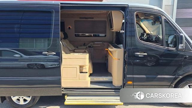 Mercedes-Benz Sprinter 2022 Черный из Кореи, фото 2