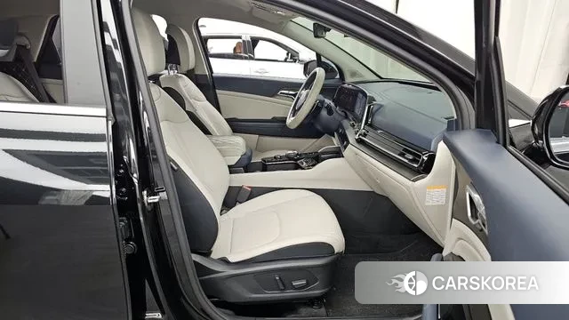 Kia Sportage 5th Generation Hybrid 2021 Черный из Кореи, фото 2