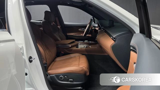 Genesis GV70 2021 Белый из Кореи, фото 2