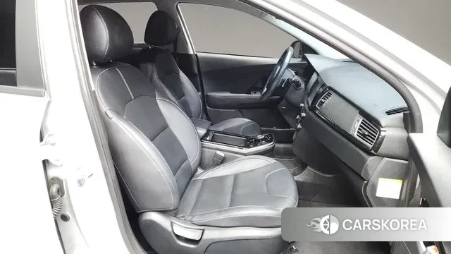 Kia Niro EV 2021 Серебристо-серый из Кореи, фото 2