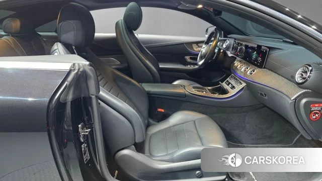 Mercedes-Benz E-Class W213 2021 Черный из Кореи, фото 2