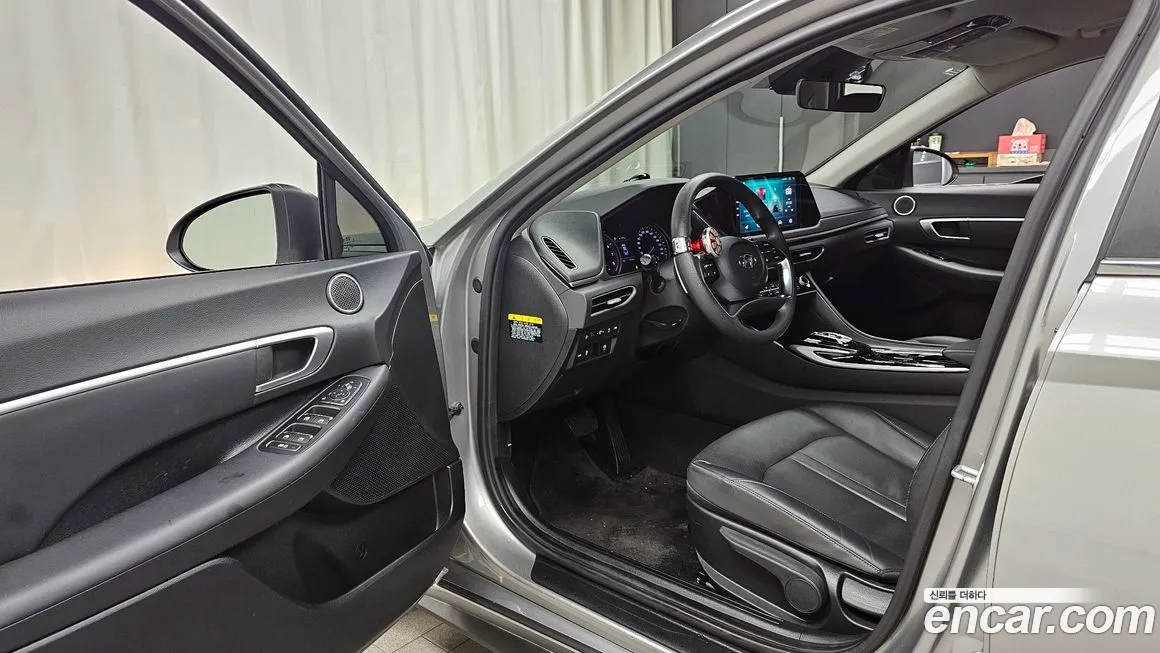 Hyundai Sonata (DN8) 2019 Серебристо-серый из Кореи, фото 2