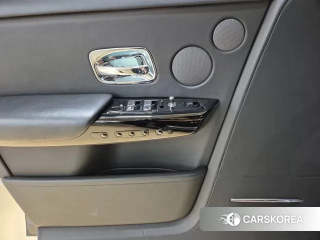 Rolls-Royce Phantom id 3139567 из Кореи 2