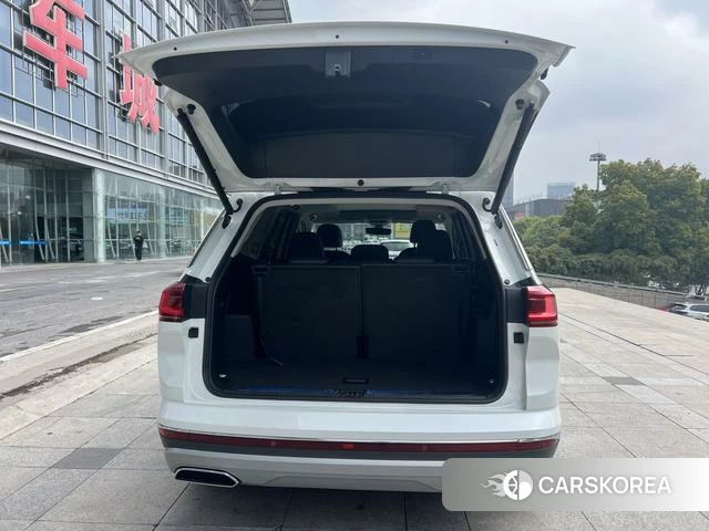 Volkswagen Lanjing 2021 Белый из Китая, фото 2
