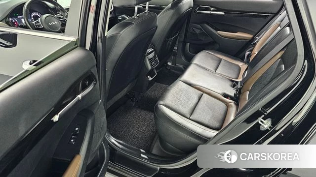 Kia Seltos 2021 Черный из Кореи, фото 2