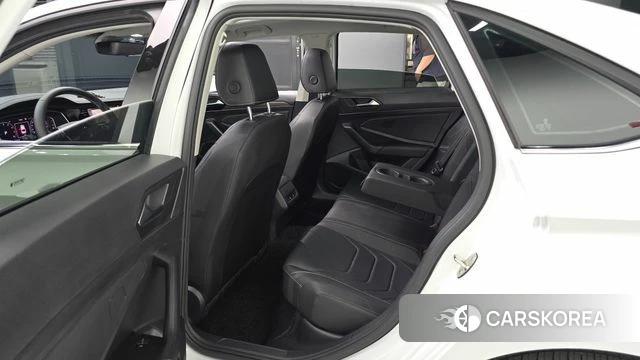 Volkswagen 7th Generation of Jetta 2021 Белый из Кореи, фото 2