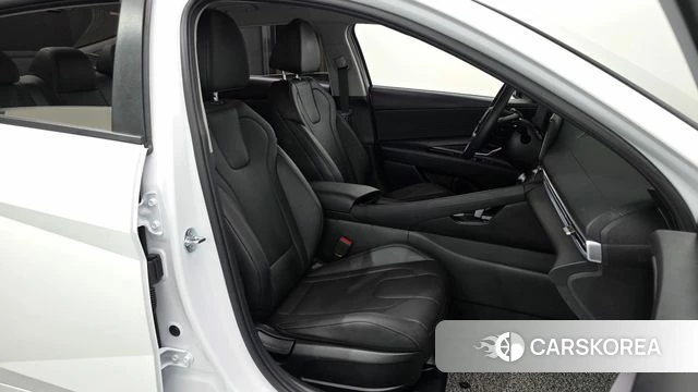Hyundai The New Avante (CN7) 2025 Белый из Кореи, фото 2
