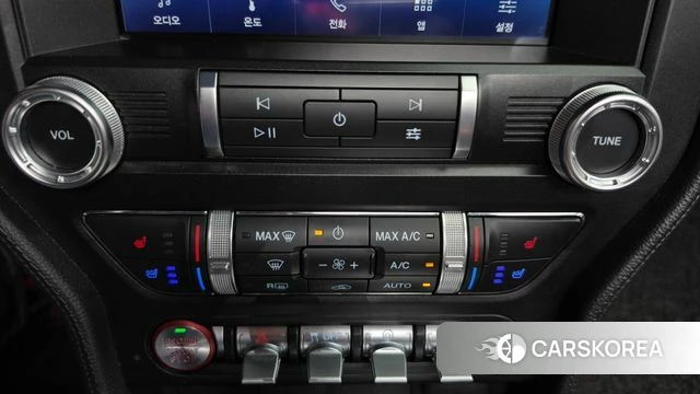 Ford Mustang 2022 Желтый из Кореи, фото 2
