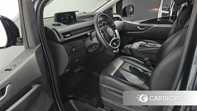 Hyundai Staria 2023 Серый из Кореи, фото 2