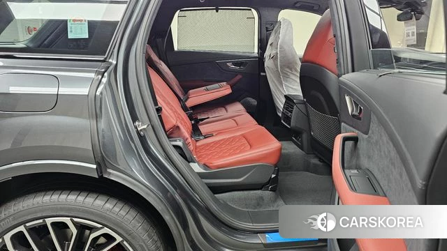 Audi SQ7 (4M) 2026 Серый из Кореи, фото 2