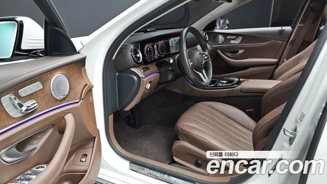 Mercedes-Benz E-Class W213 2020 Белый из Кореи, фото 2