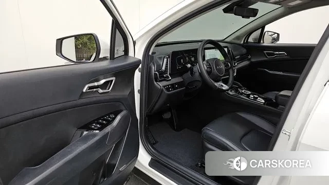 Kia Sportage 5th Generation Hybrid 2022 Белый из Кореи, фото 2