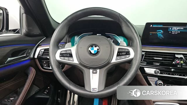 BMW 5 Series (G30) 2020 Белый из Кореи, фото 2
