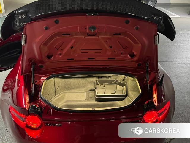 Mazda MX-5 MIATA 2021 Красный из Кореи, фото 2