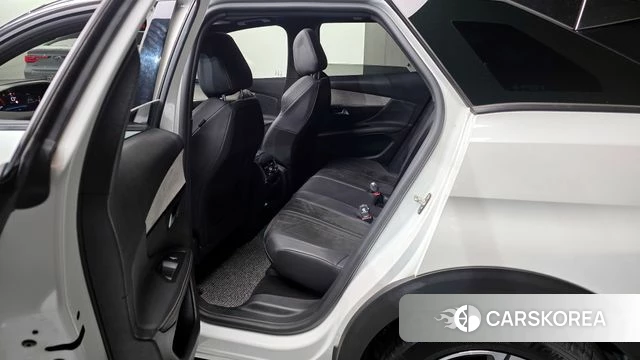 Peugeot 3008 second generation 2021 Белый из Кореи, фото 2