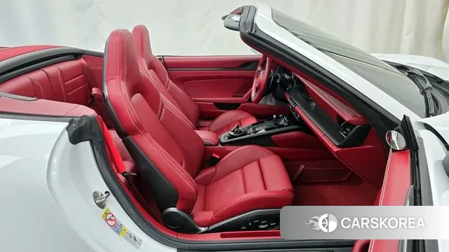 Porsche 911(992) 2024 Белый из Кореи, фото 2