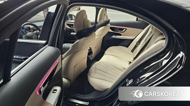 Mercedes-Benz E-Class W214 2025 Черный из Кореи, фото 2