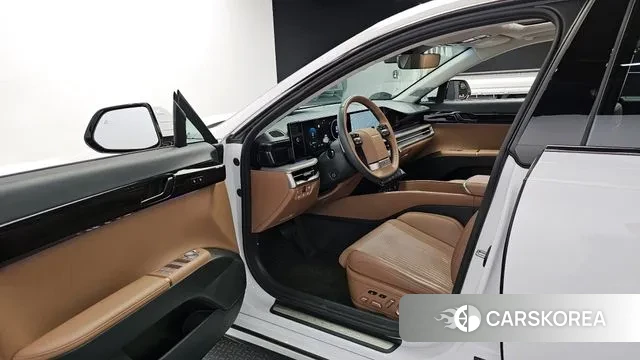 Hyundai Grandeur Hybrid (GN7) 2023 Белый из Кореи, фото 2