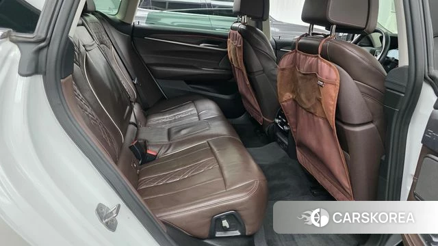 BMW 6 Series GT (G32) 2019 Белый из Кореи, фото 2