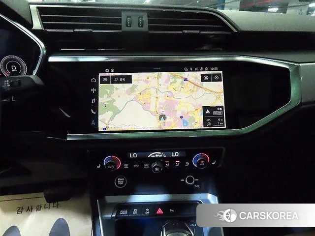 Audi Q3 (F3) 2023 Белый из Кореи, фото 2
