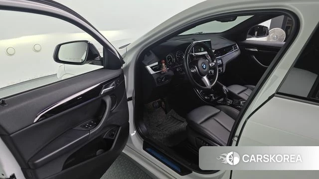 BMW X2 (F39) 2018 Белый из Кореи, фото 2