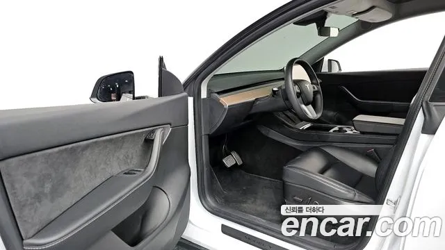 Tesla Model Y 2021 Белый из Кореи, фото 2