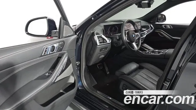 BMW X6 (G06) 2024 Черный из Кореи, фото 2