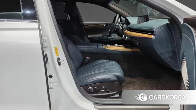 Genesis G80 (RG3) 2023 Белый из Кореи, фото 2