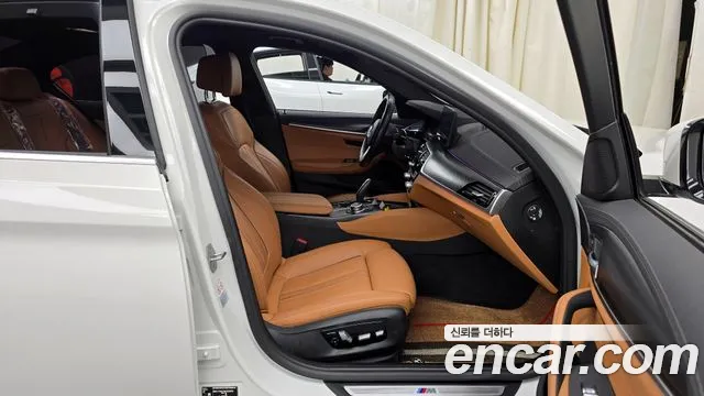 BMW 5 Series (G30) id 2665684 из Кореи 2