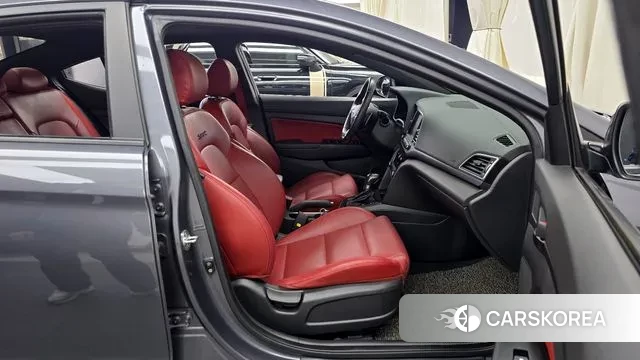 Hyundai Avante AD 2018 Серый из Кореи, фото 2