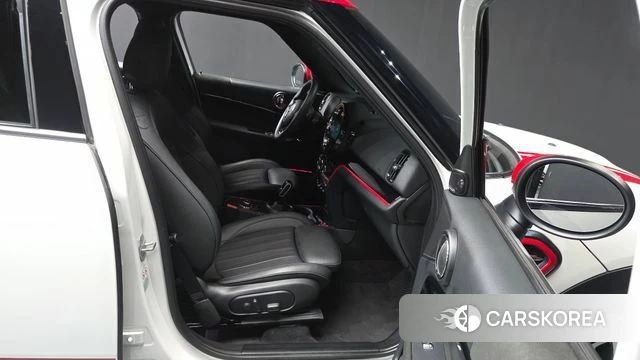Mini Cooper S Countryman 2023 Белый из Кореи, фото 2