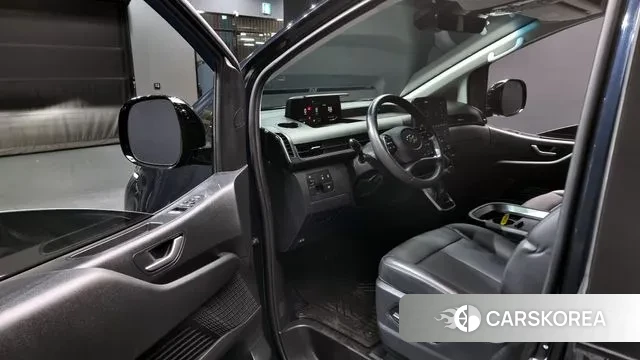 Hyundai Staria 2023 Синий из Кореи, фото 2