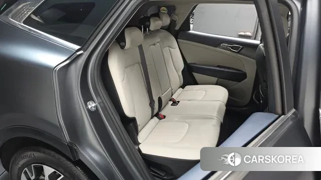 Kia Sportage 5th Generation Hybrid 2023 Серый из Кореи, фото 2