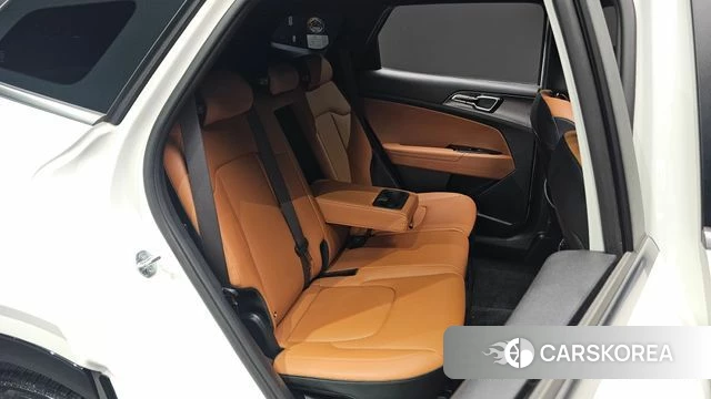 Kia Sportage 5th Generation 2022 Белый из Кореи, фото 2