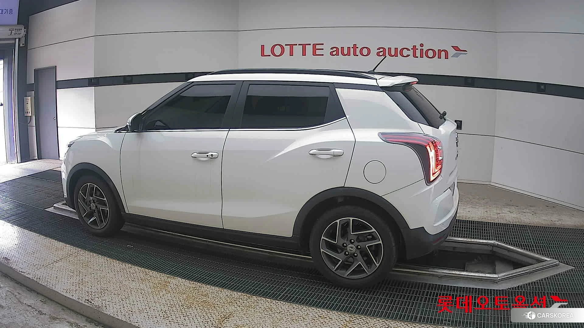 SsangYong Tivoli 2022 Grand White из Кореи, фото 2
