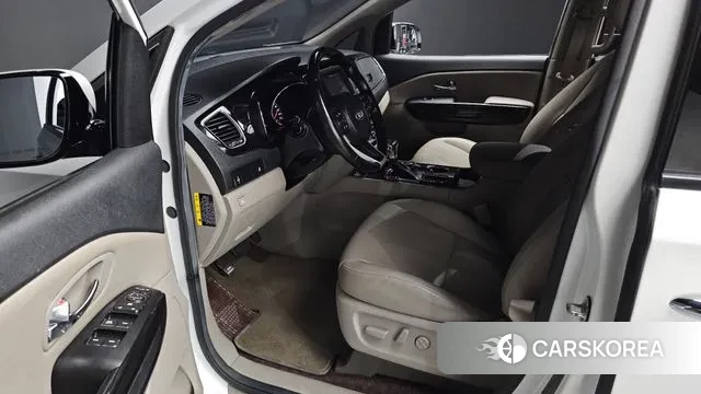Kia The New Carnival 2018 Белый из Кореи, фото 2