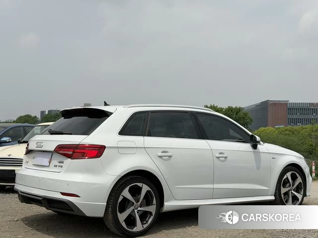Audi A3 2020 Белый из Китая, фото 2